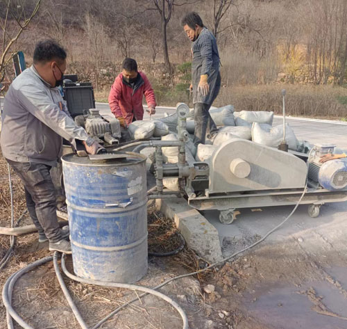 商城路面下沉注浆